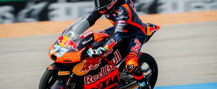 Podio para Valentín Perrone en el inicio de la temporada 2026 de Moto3